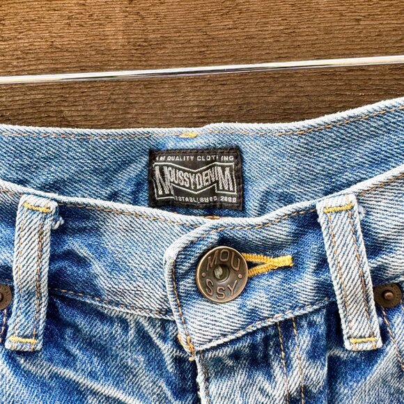 Moussy Vintage Distressed Cropped sz 26 - Picture 3 of 16